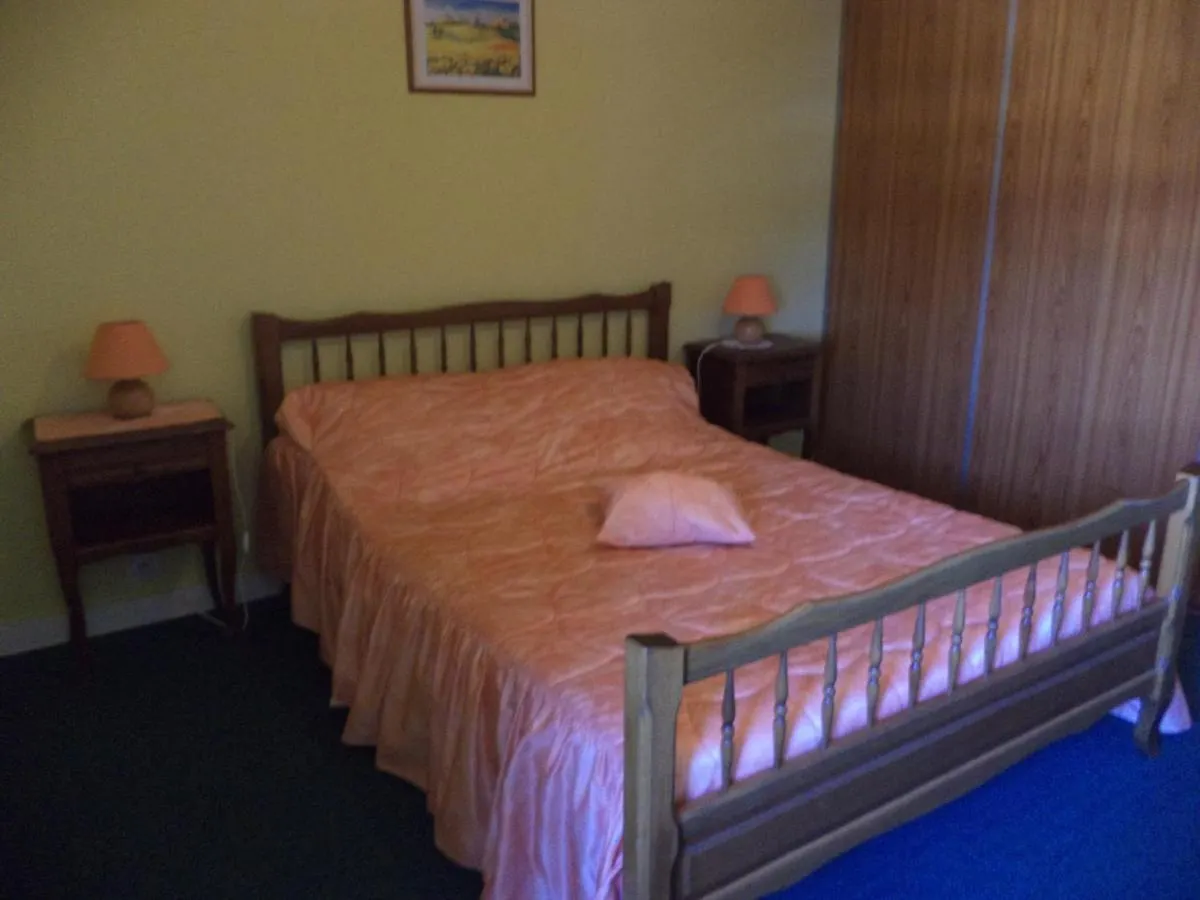 La Grange Aux Moines Bed & Breakfast Saint-Grave France